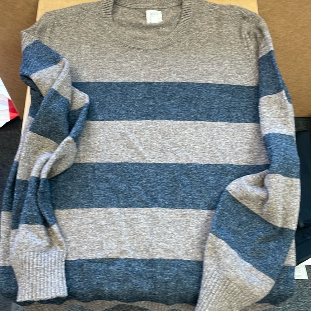 Gap Sweater Brown w/Horizontal Gray Stripes. Excellent condition Med Wool blend